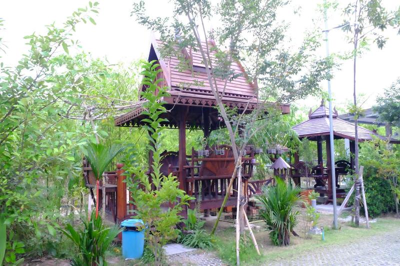Pt House Resort image