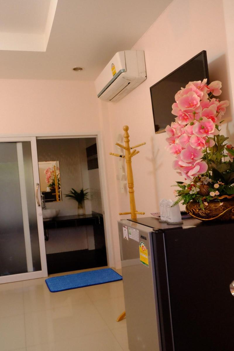 Pt House Resort image