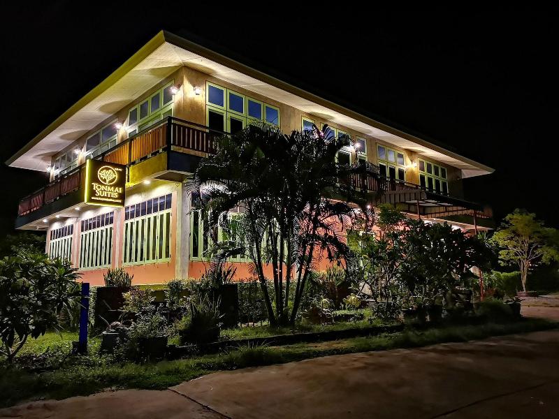 Tonmai Suites image