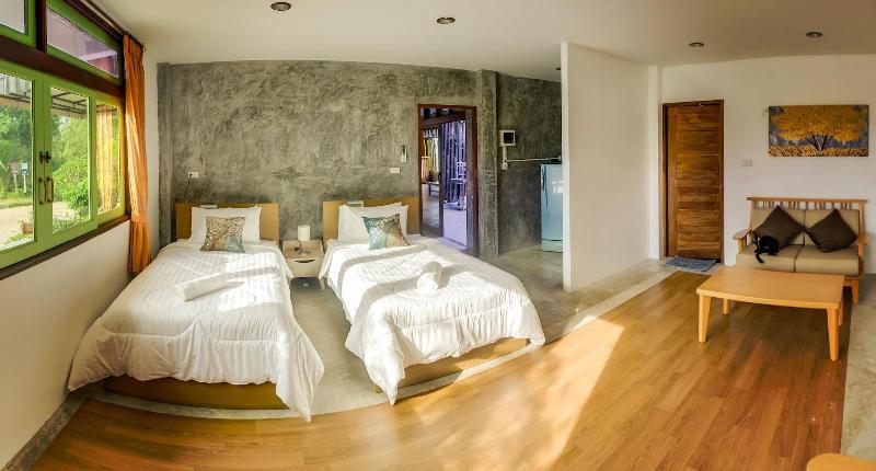 Tonmai Suites image