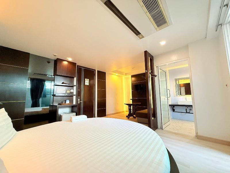 Eurna Resort image