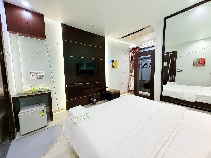 Eurna Resort image