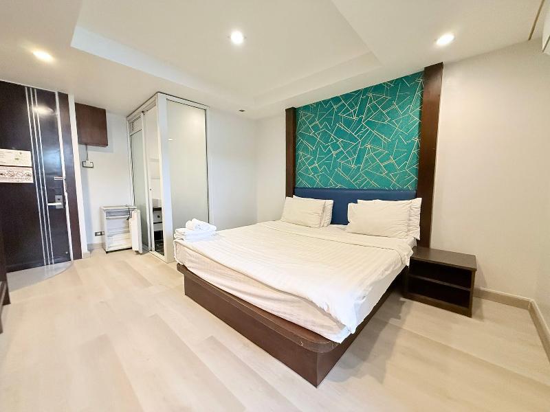 Eurna Resort image
