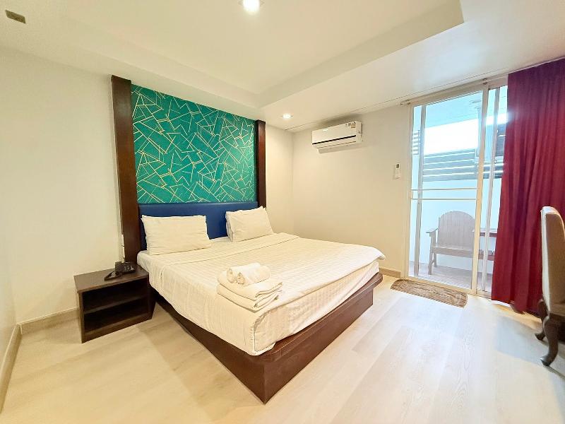 Eurna Resort image