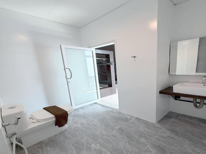 Eurna Resort image
