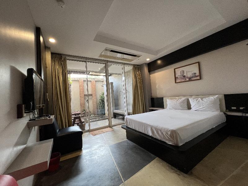 Eurna Resort image