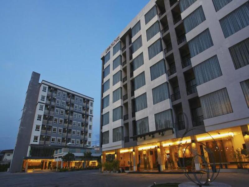 Leenova Hotel image