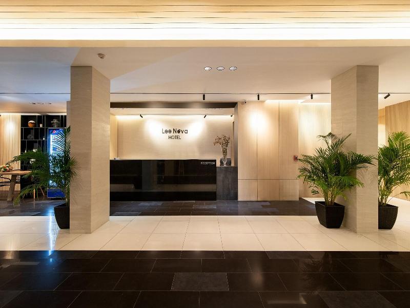 Leenova Hotel image