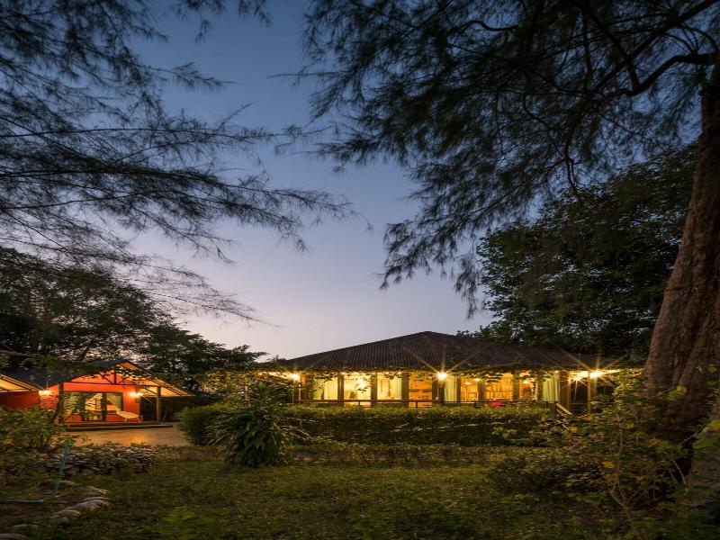 St Resort