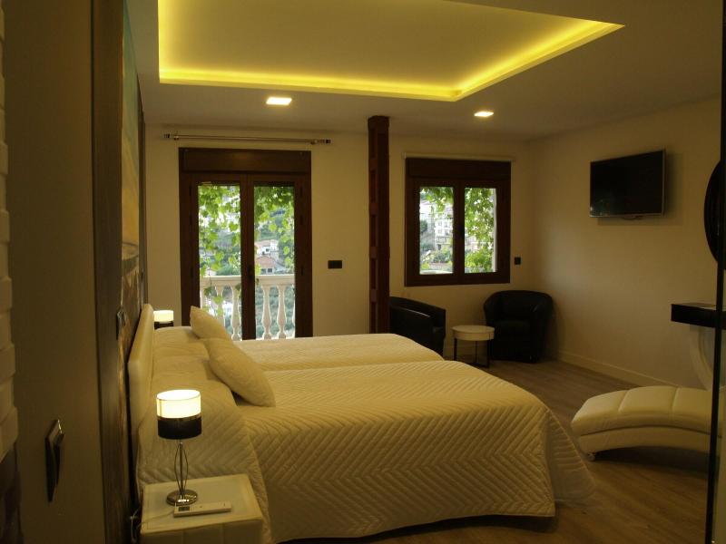 Hostal El Cerro - Adults Only image
