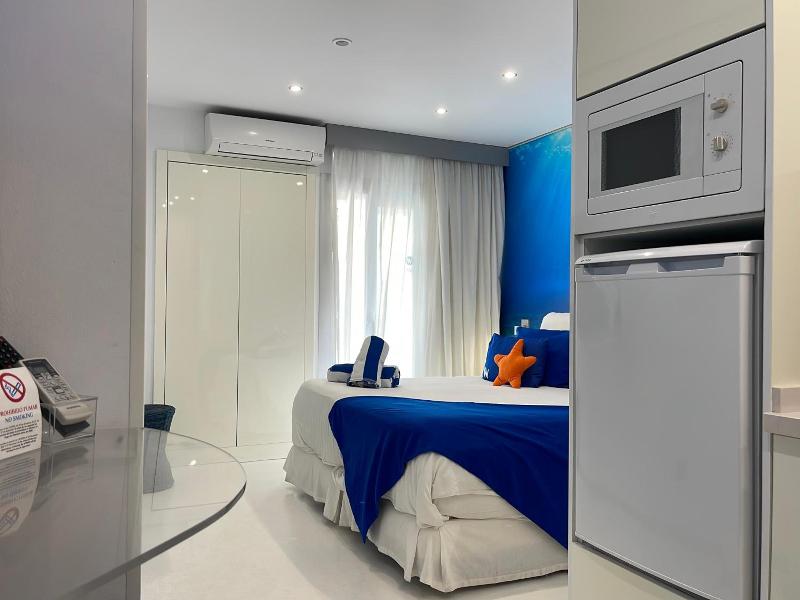 Wavia Hotel - Adults Only image