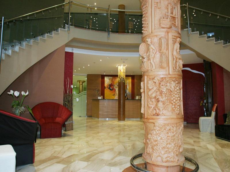 Hotel Fonda Neus image