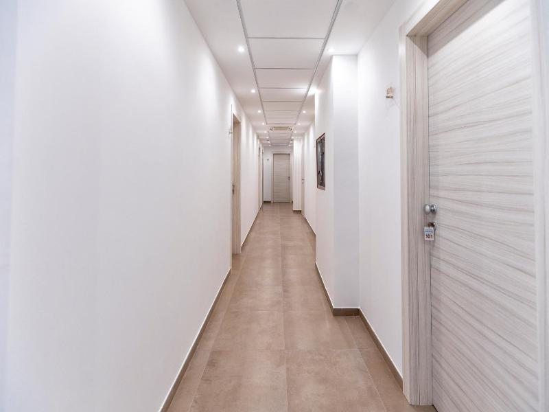 Vasto Aparthotel image
