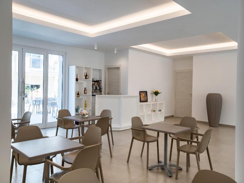 Vasto Aparthotel image