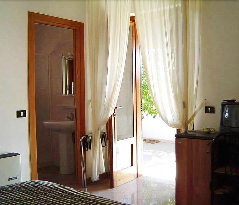 Parco Carabella Hotel image