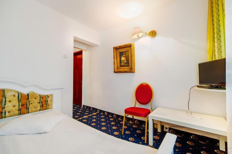 Hotel Cetate Imparatul Romanilor image