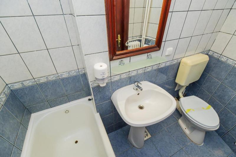 Hotel Cetate Imparatul Romanilor image
