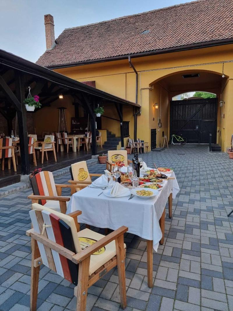 Cristian Inn image