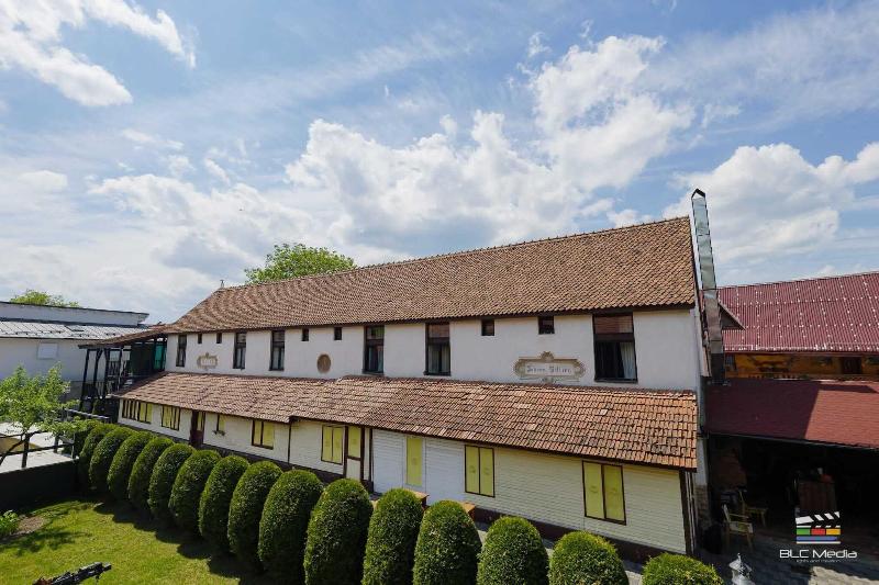 Cristian Inn image