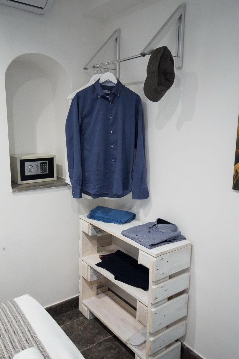 Palermo Gallery image
