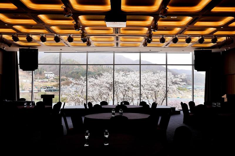 Midas Hotel & Resort image