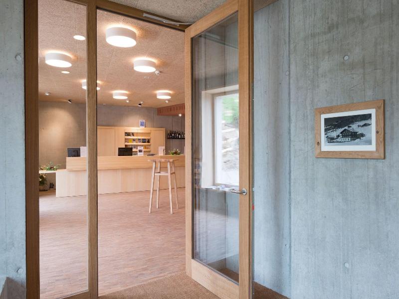 Youth Hostel Gstaad Saanenland image