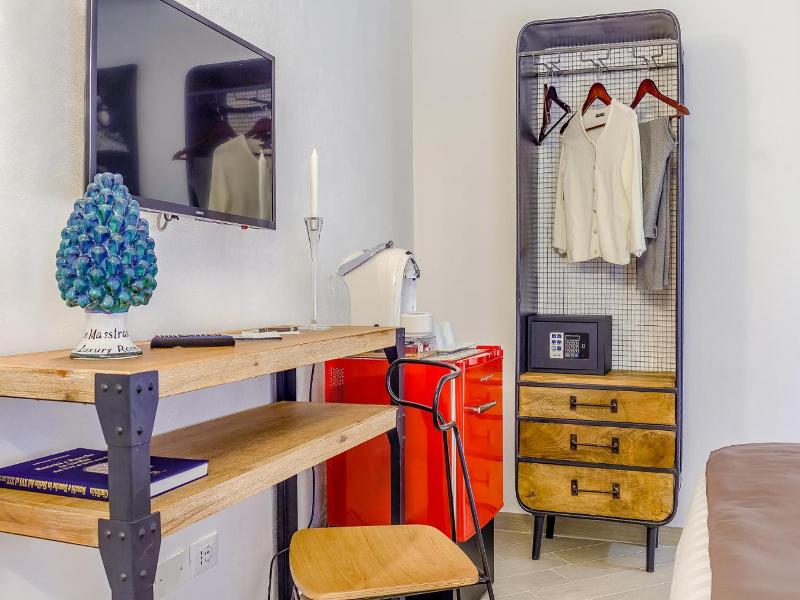 Le Maestranze Deluxe Rooms image