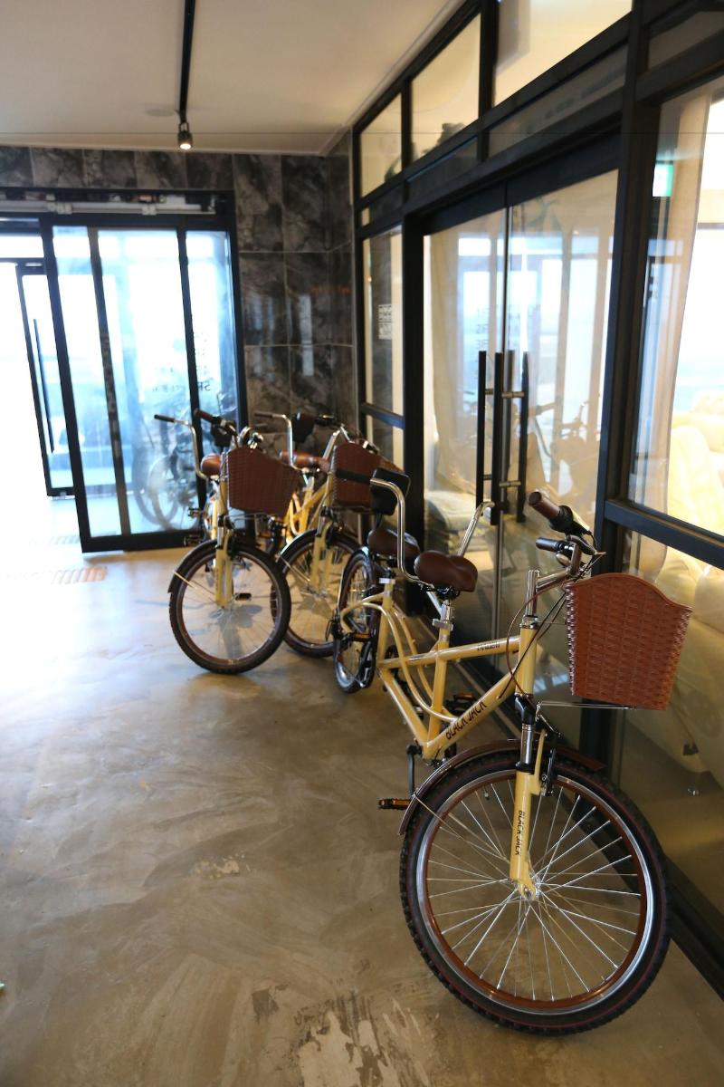 Hotel 52 image