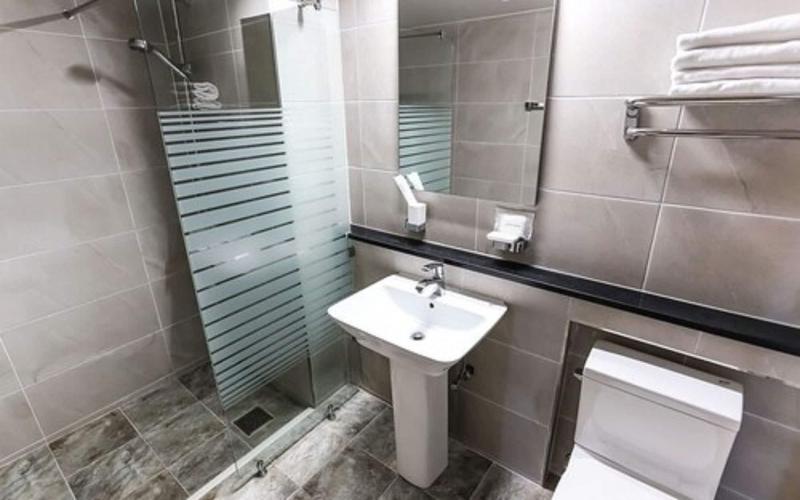 Hotel 52 image