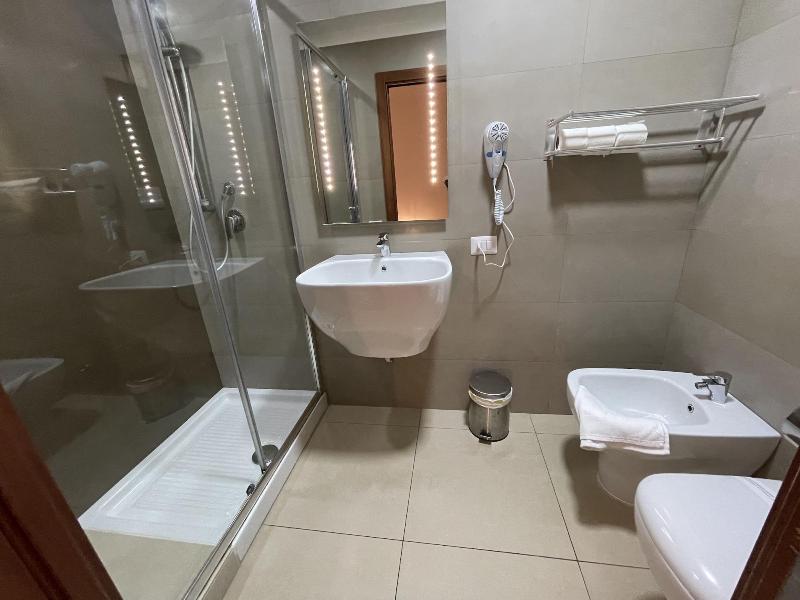 B&B Elisir image