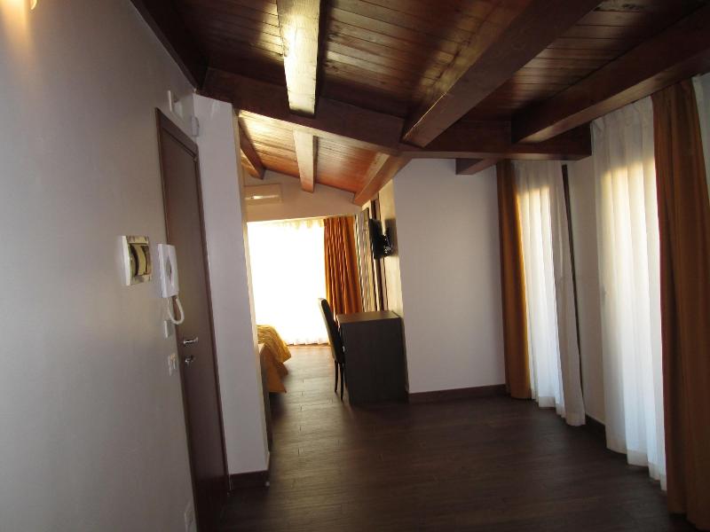 B&B Elisir image