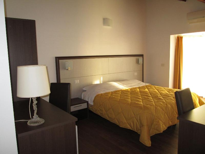 B&B Elisir image