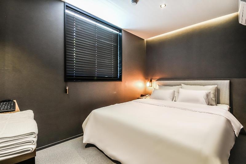 Hotel Deluxe - Hostel
