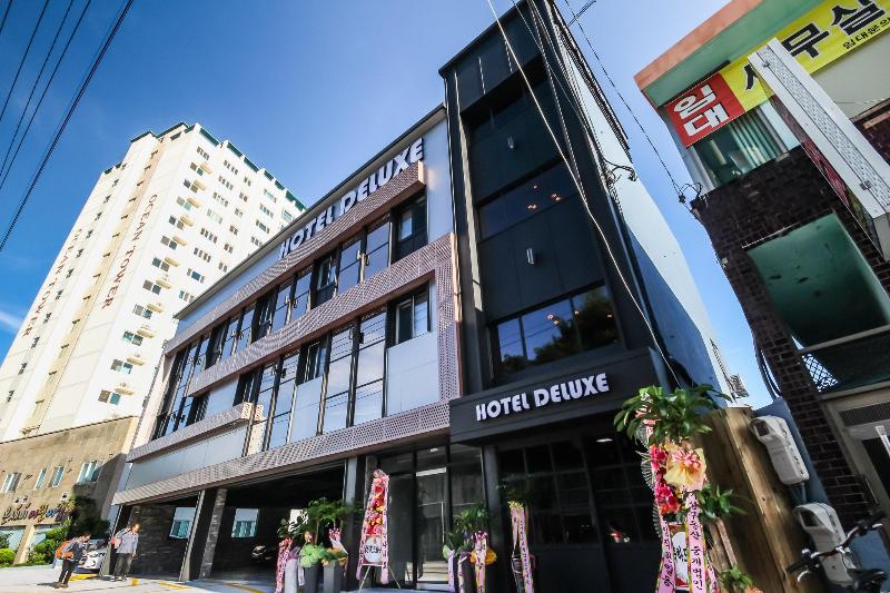 Hotel Deluxe - Hostel