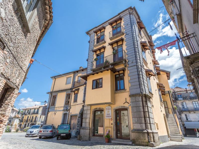 Hotel Conte Ruggero — general view