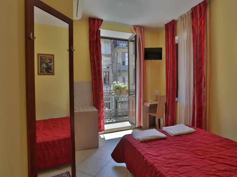 Hotel Conte Ruggero image