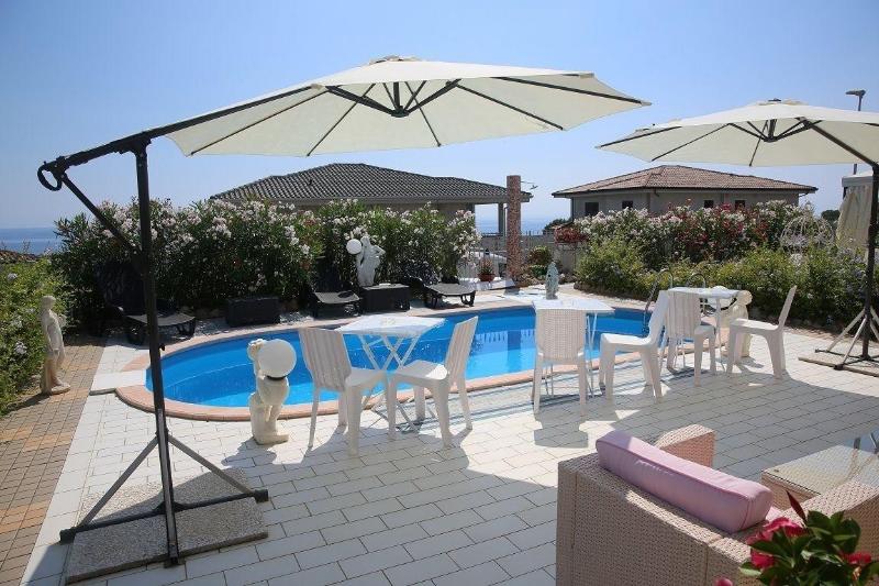 Villa Armonia image
