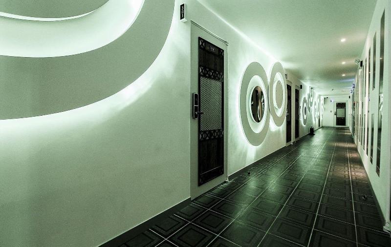 Dubai Hotel