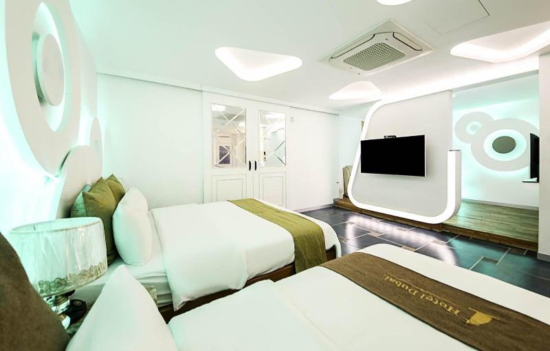 Dubai Hotel image