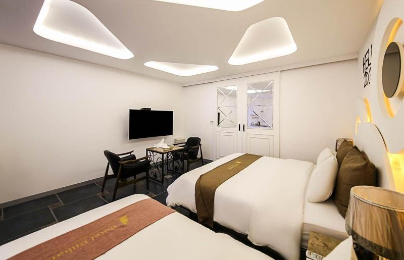Dubai Hotel image