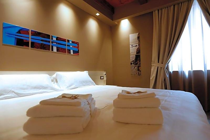 Il Casato Deluxe Rooms image