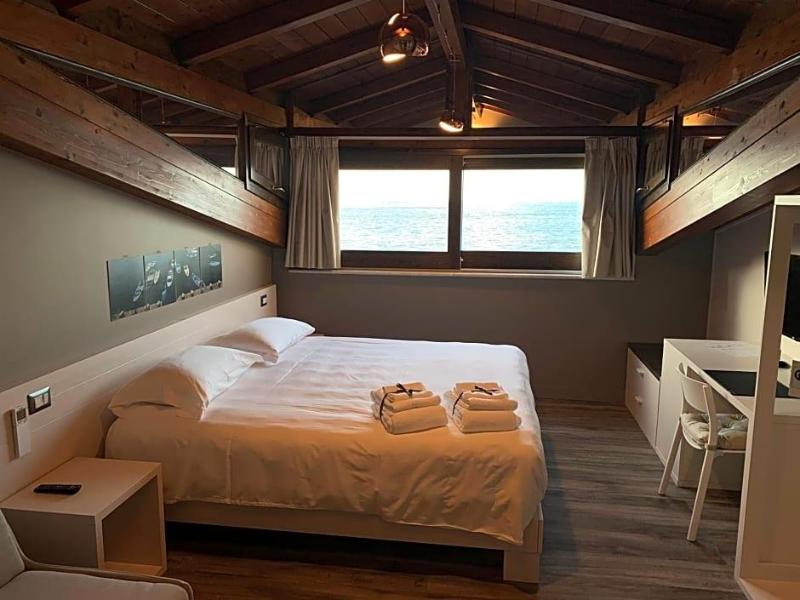 Il Casato Deluxe Rooms image