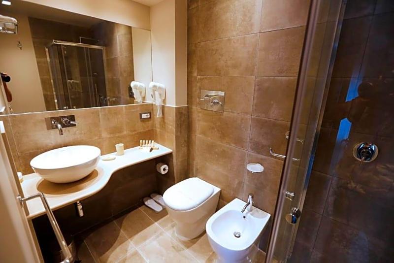 Il Casato Deluxe Rooms image