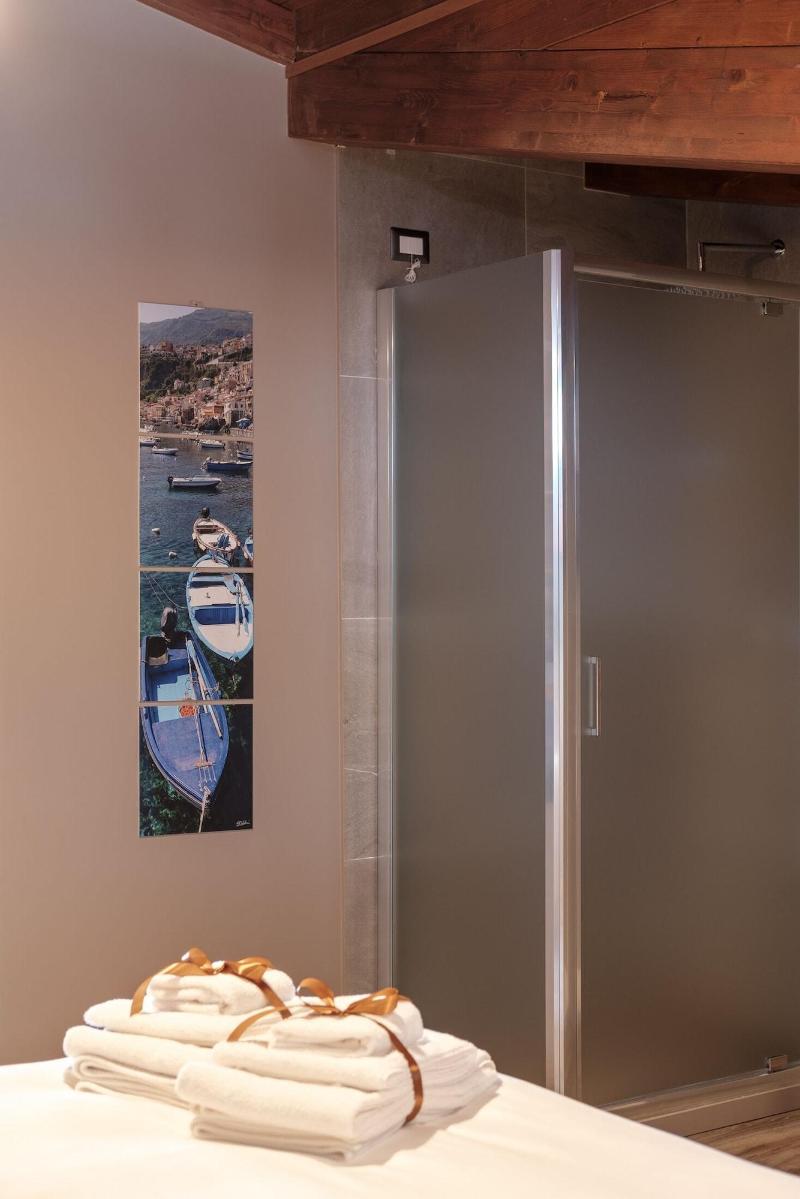 Il Casato Deluxe Rooms image