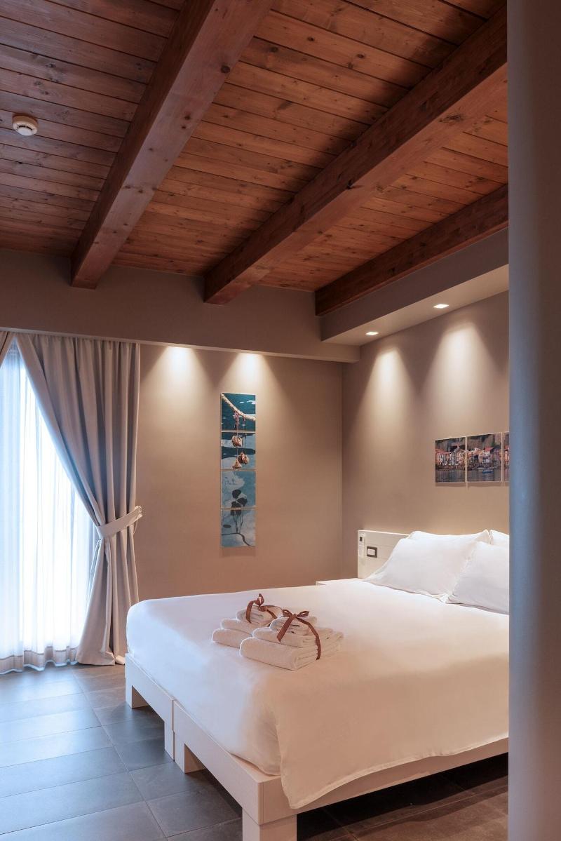 Il Casato Deluxe Rooms image