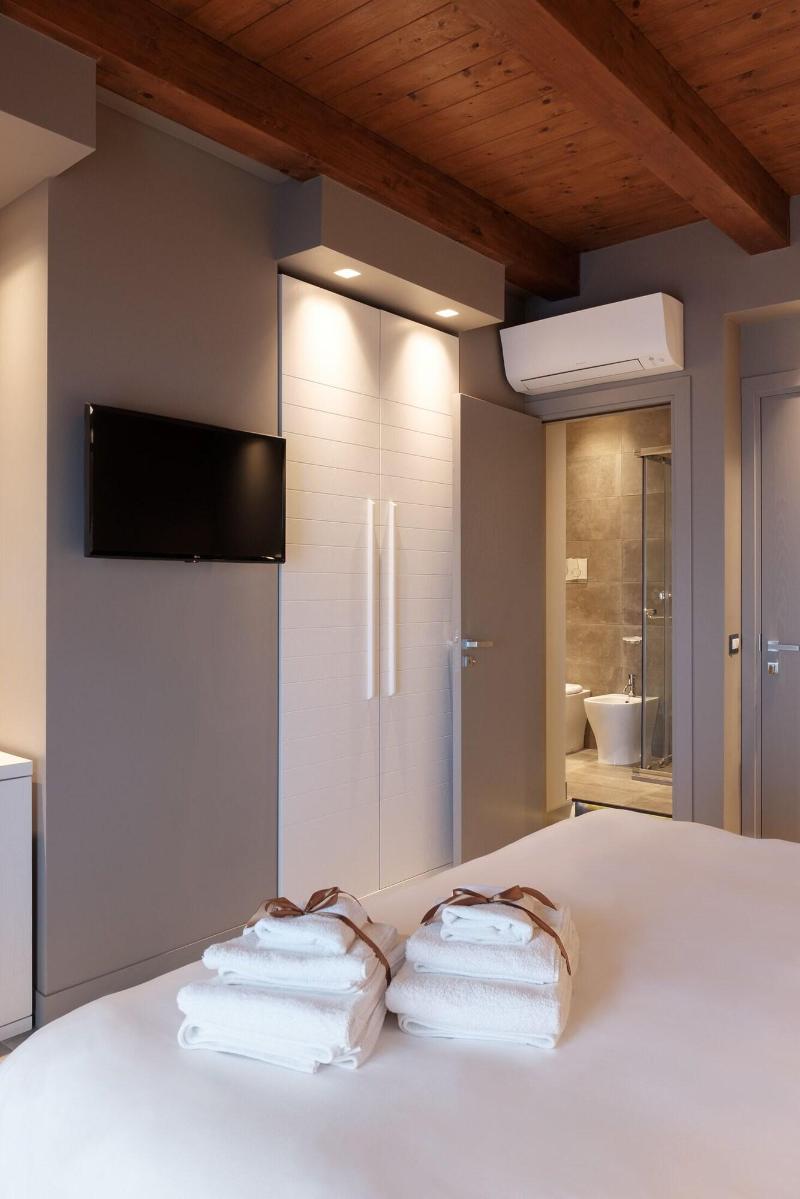 Il Casato Deluxe Rooms image