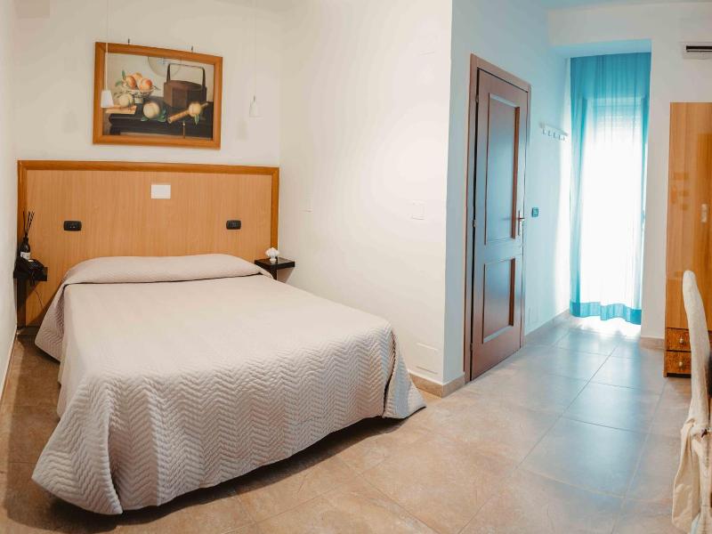 Hotel Accord Le Rose image