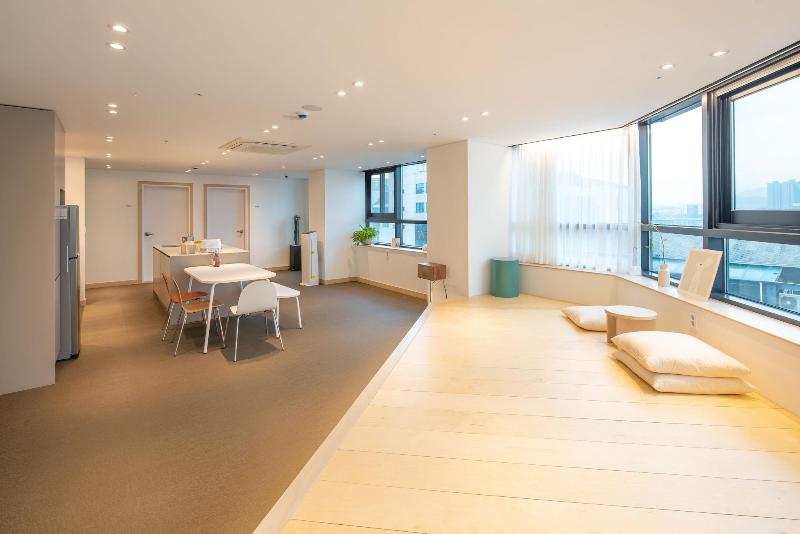 Upflo House — main photo