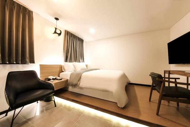 Hotel Gam image