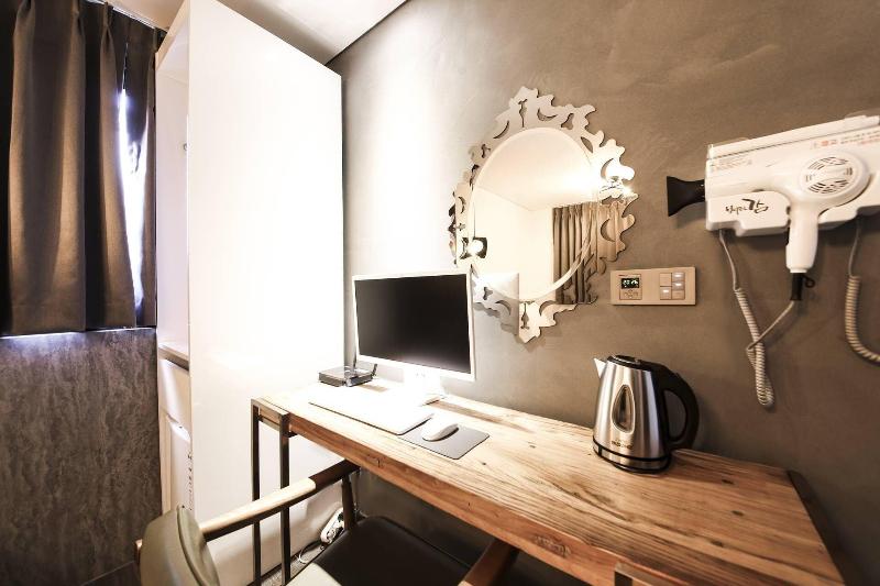 Hotel Gam image